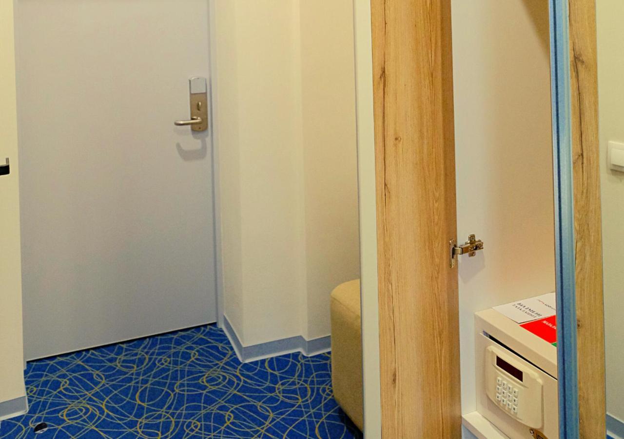 Add Hotel Αλμάτι Εξωτερικό φωτογραφία