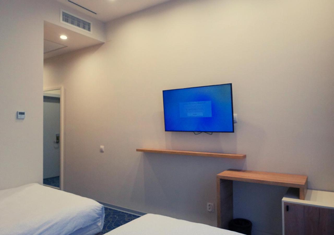 Add Hotel Αλμάτι Εξωτερικό φωτογραφία