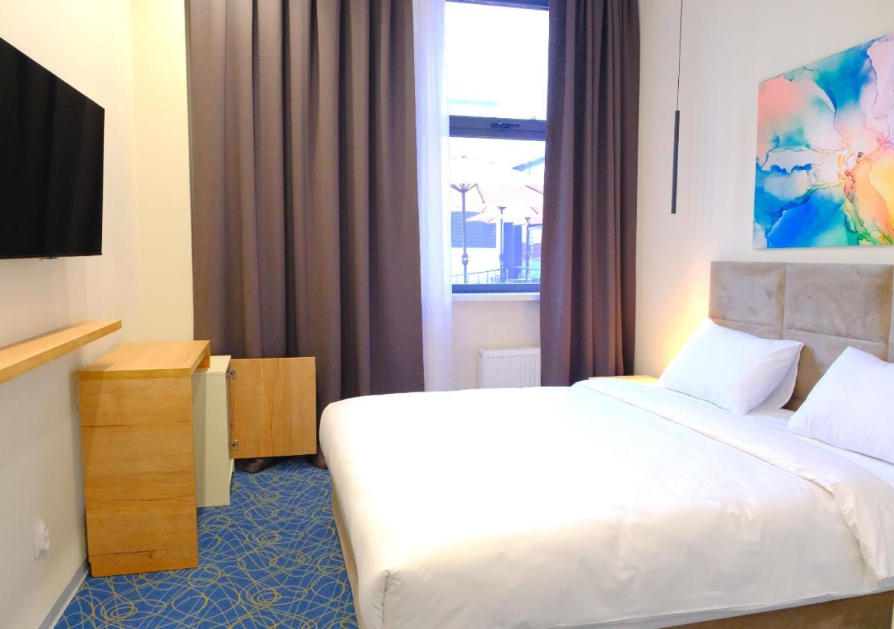 Add Hotel Αλμάτι Εξωτερικό φωτογραφία