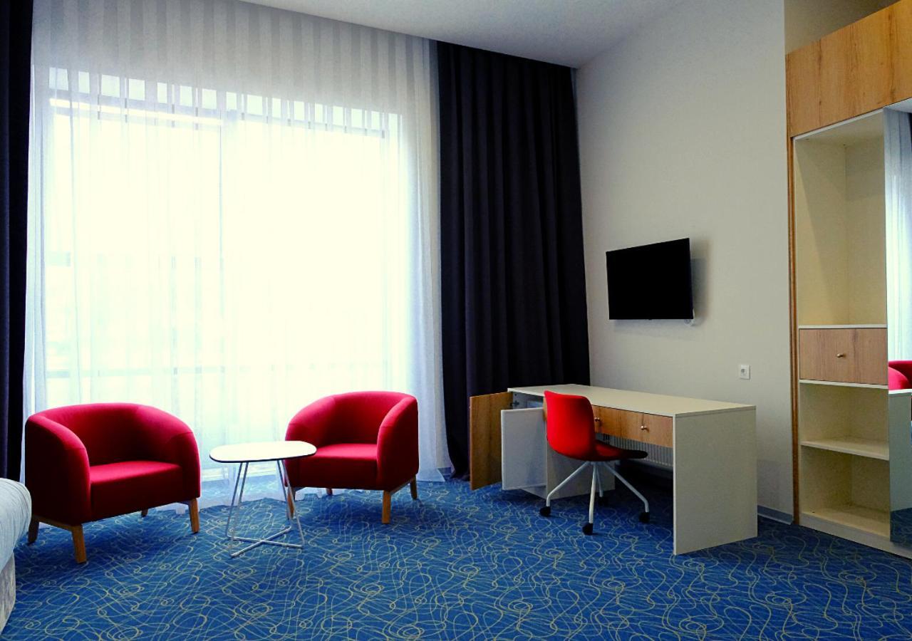 Add Hotel Αλμάτι Εξωτερικό φωτογραφία