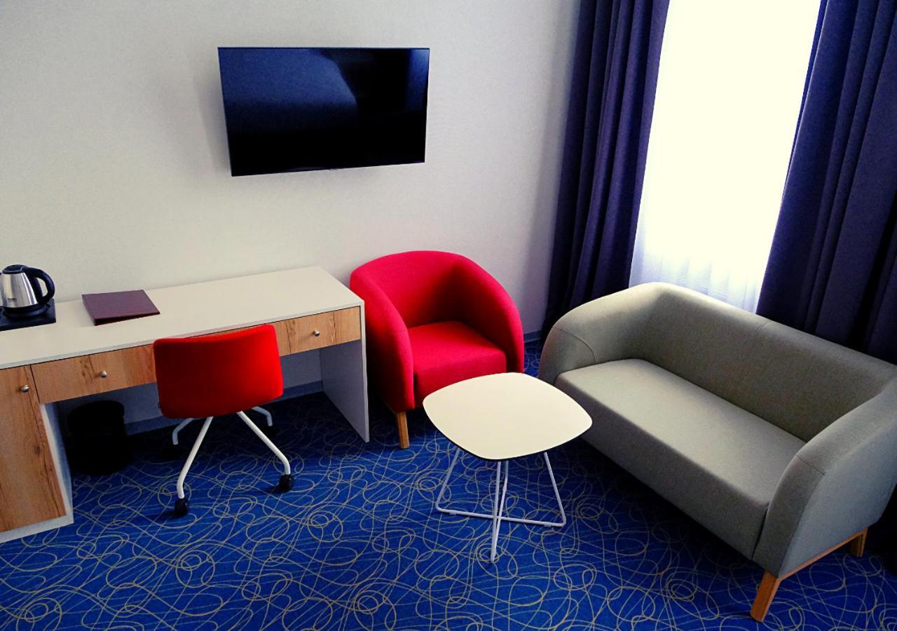 Add Hotel Αλμάτι Εξωτερικό φωτογραφία